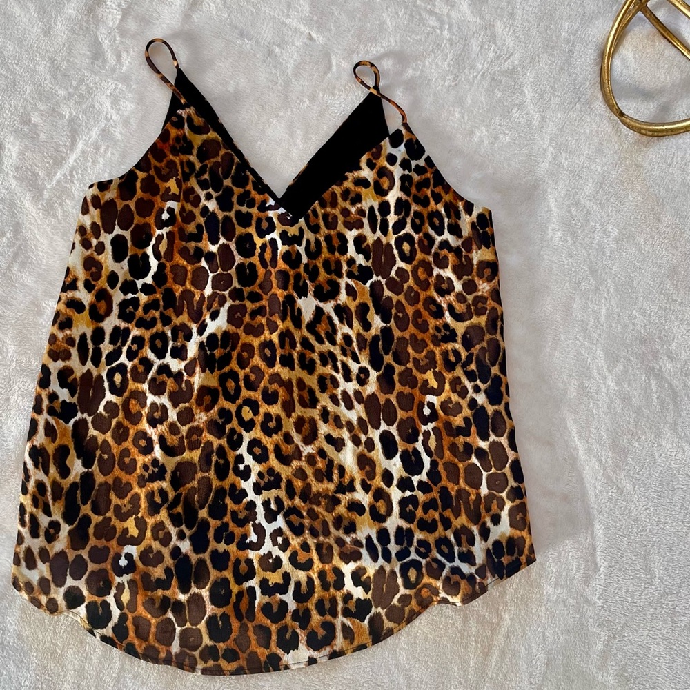 Express Barcelona cheetah tank